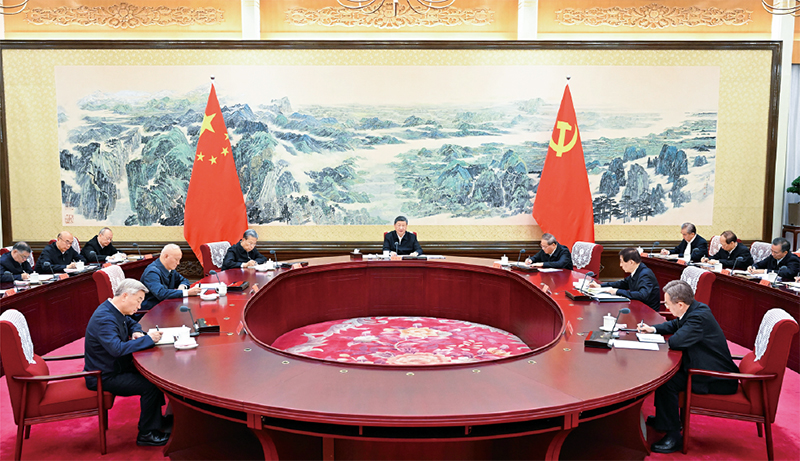 2025年12月25日至26日，中共中央政治局召开民主生活会，中共中央总书记习近平主持会议并发表重要讲话。